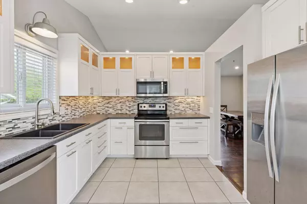 11119 Brittany DR N, Champlin, MN 55316