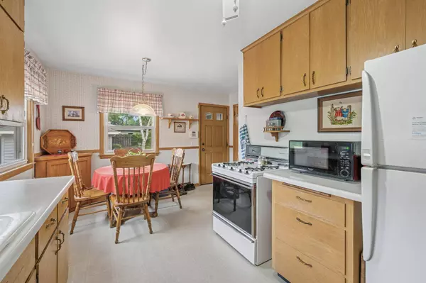 734 24th AVE N, South Saint Paul, MN 55075