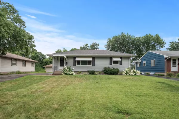 734 24th AVE N, South Saint Paul, MN 55075