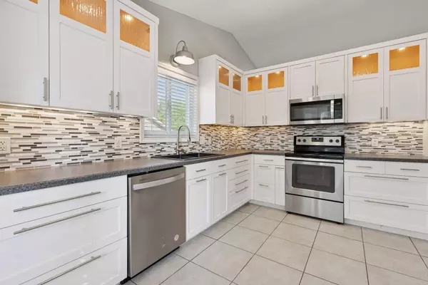 11119 Brittany DR N, Champlin, MN 55316