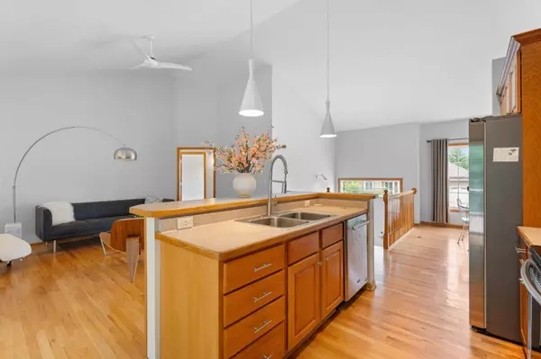 1016 Southern Woods PL SW, Rochester, MN 55902