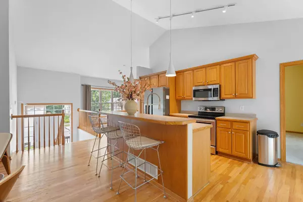 1016 Southern Woods PL SW, Rochester, MN 55902