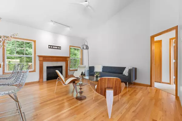 1016 Southern Woods PL SW, Rochester, MN 55902