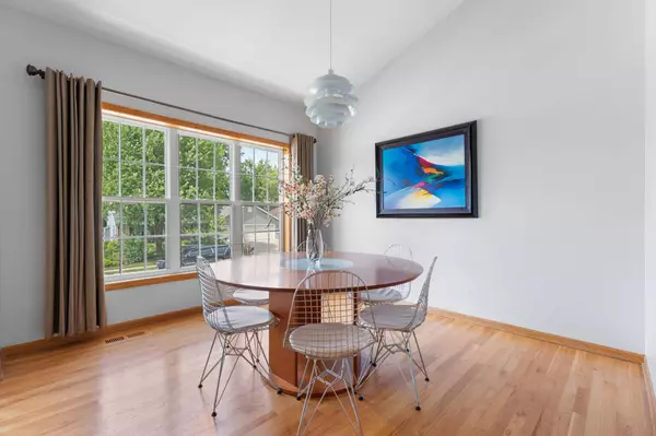 1016 Southern Woods PL SW, Rochester, MN 55902