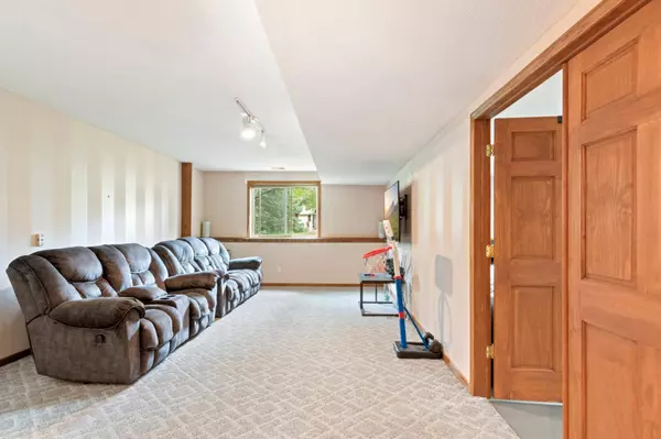 15025 Everleigh CIR, Rosemount, MN 55068