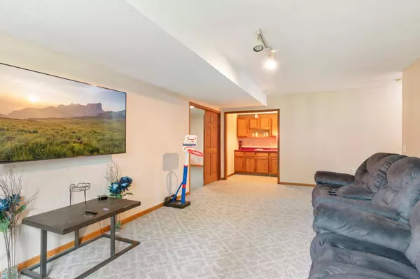 15025 Everleigh CIR, Rosemount, MN 55068