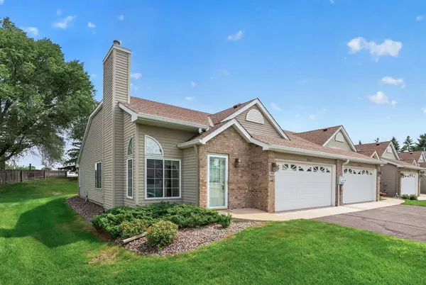 7867 Taylor ST NE, Spring Lake Park, MN 55432