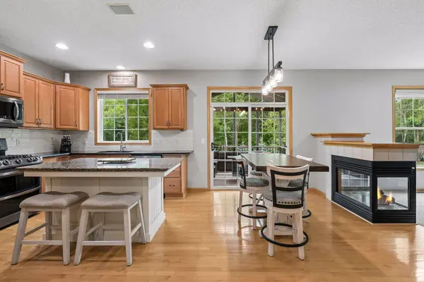 9720 Linden AVE N, Brooklyn Park, MN 55443