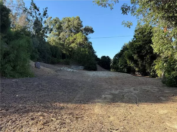 2240 Valle DR, La Habra Heights, CA 90631