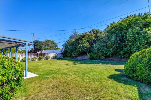 1620 W El Portal, La Habra, CA 90631