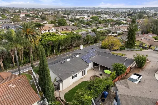 1061 N Euclid ST, La Habra, CA 90631