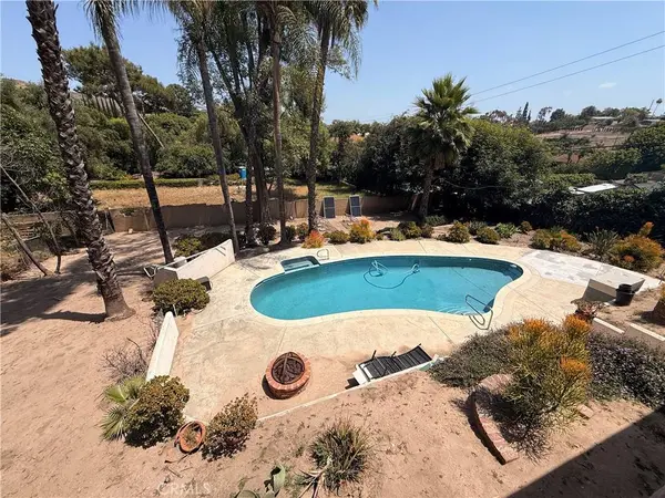 2231 Vista RD, La Habra Heights, CA 90631
