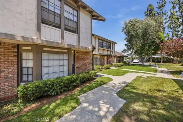 222 Kensington LN, La Habra, CA 90631