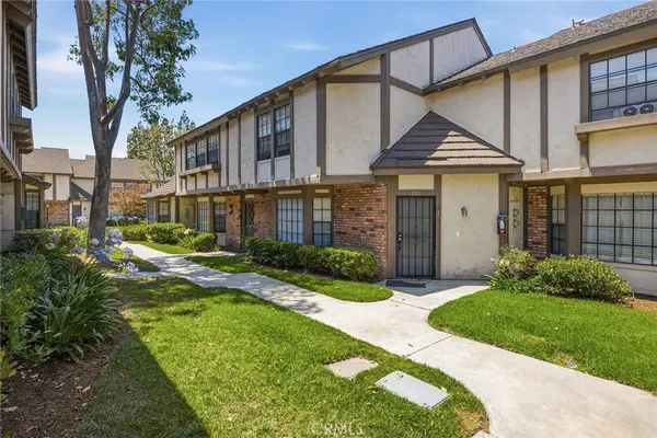 222 Kensington LN, La Habra, CA 90631