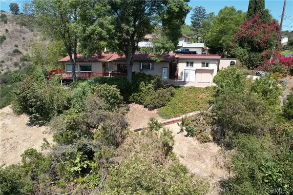 2261 Papaya DR, La Habra Heights, CA 90631