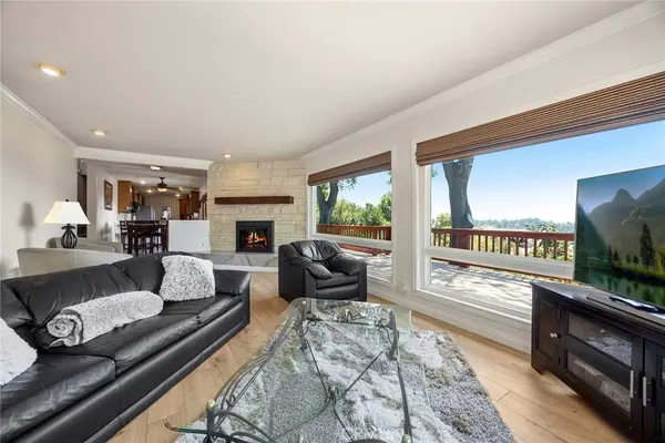 2261 Papaya DR, La Habra Heights, CA 90631