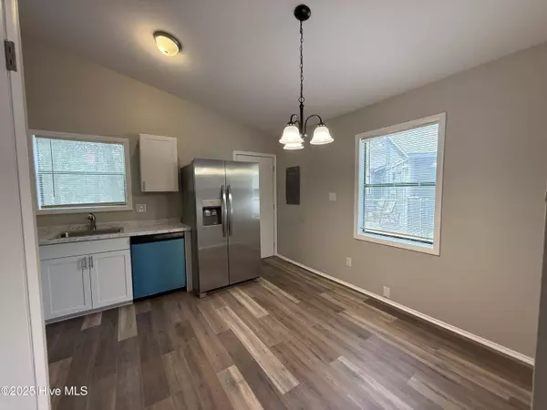 116 Twinwood DR, Jacksonville, NC 28546