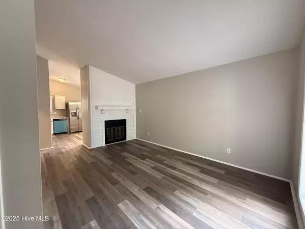 116 Twinwood DR, Jacksonville, NC 28546