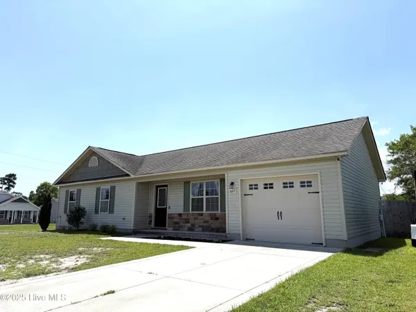 607 Parsley DR, Hubert, NC 28539