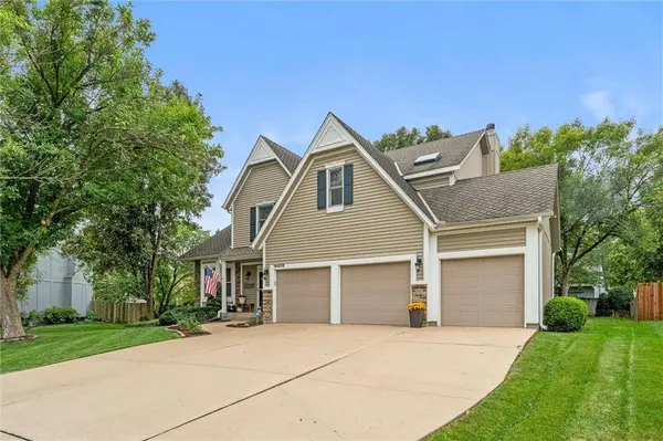 14408 S Alden CT, Olathe, KS 66062