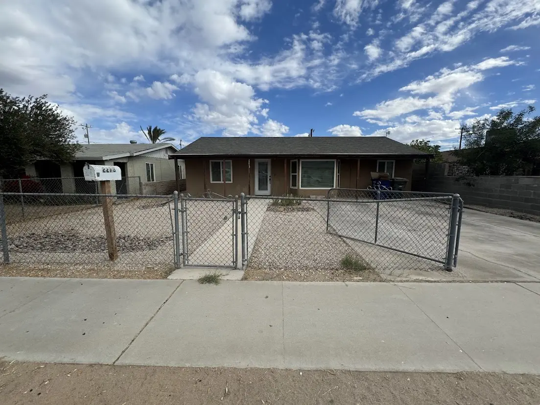 2273 S Madison Ave, Yuma, AZ 85364-6574