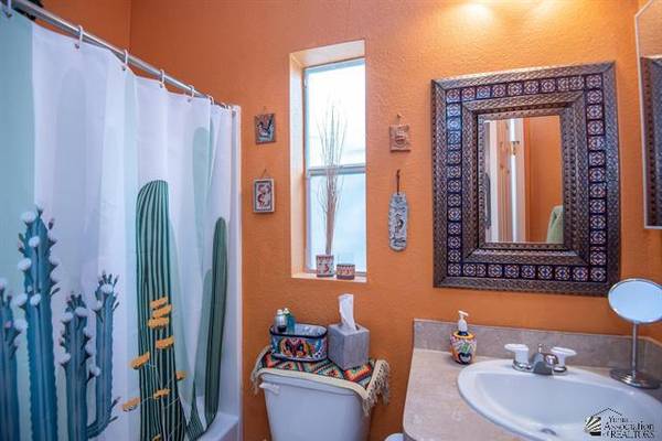 Yuma, AZ 85367-7430,10746 S Fortuna Palms Loop