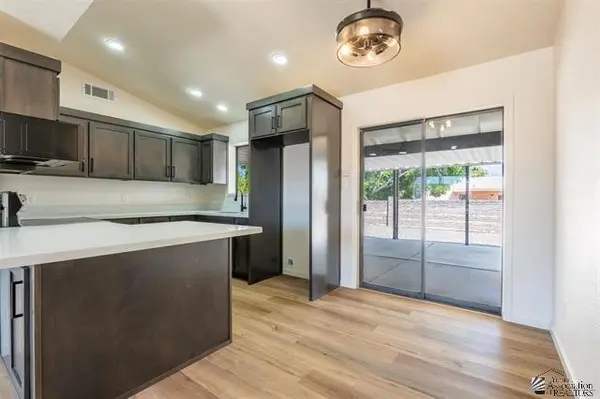 13476 E 44th Dr, Yuma, AZ 85367-6352