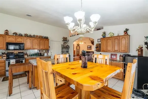 14530 E 55th St, Yuma, AZ 85367-8236