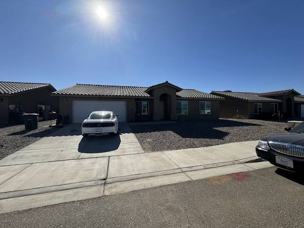 7959 E 43rd Pl, Yuma, AZ 85365-4868
