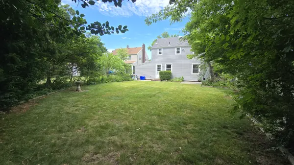 21 Wagner St, Bloomfield, NJ 07003-4105