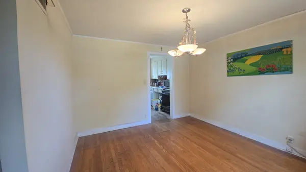 21 Wagner St, Bloomfield, NJ 07003-4105