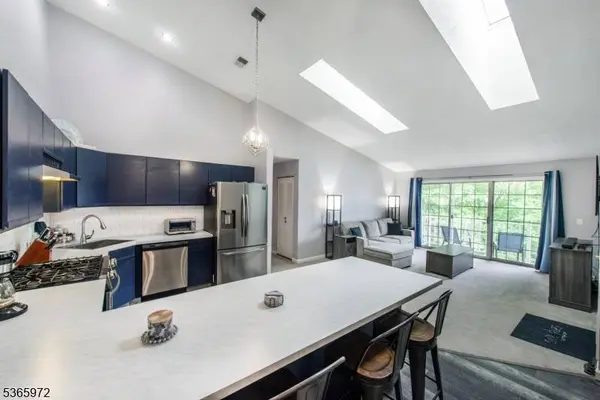 462 Poets Way, Mahwah Twp., NJ 07430