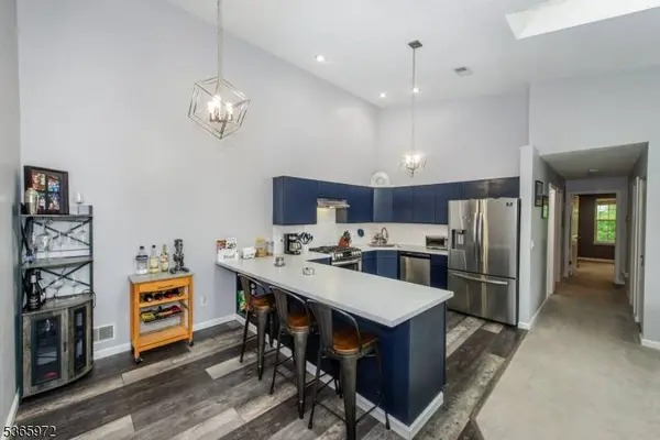 462 Poets Way, Mahwah Twp., NJ 07430