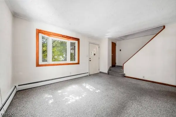 149 Jackson St, Wanaque Boro, NJ 07420