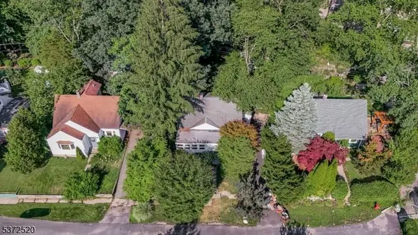 149 Jackson St, Wanaque Boro, NJ 07420