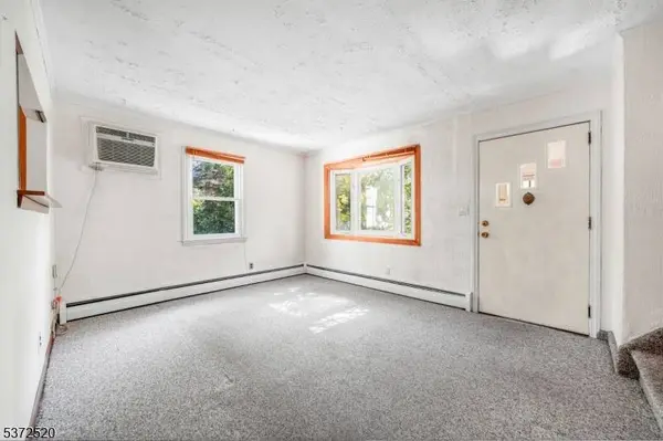 149 Jackson St, Wanaque Boro, NJ 07420