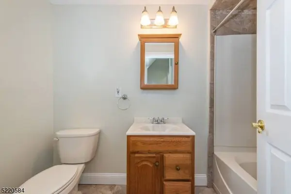 91 Walnut St, Bloomfield Twp., NJ 07003