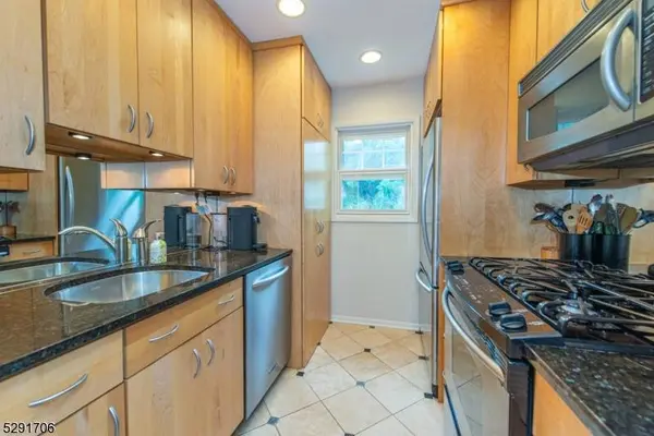 39 Harrison Ave #9, Montclair Twp., NJ 07042