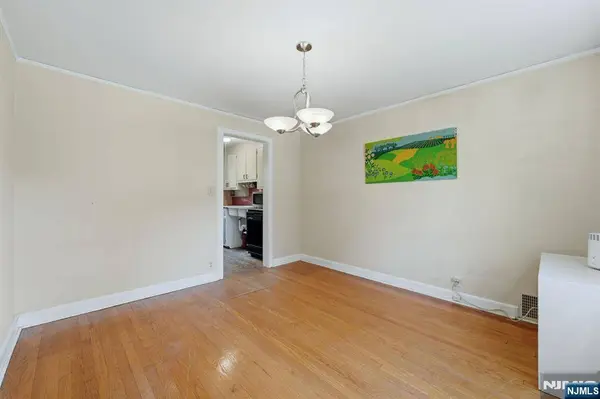 21 Wagner ST, Bloomfield, NJ 07003