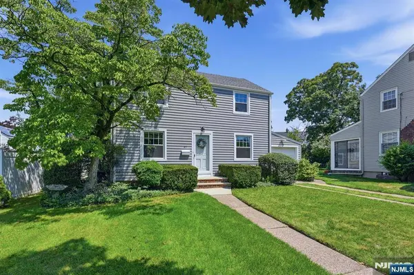21 Wagner ST, Bloomfield, NJ 07003