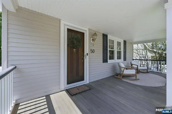50 Payne AVE, Midland Park, NJ 07432