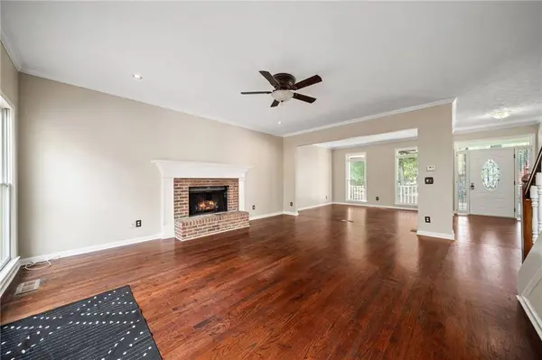 3256 Fieldcrest RD, Loganville, GA 30052