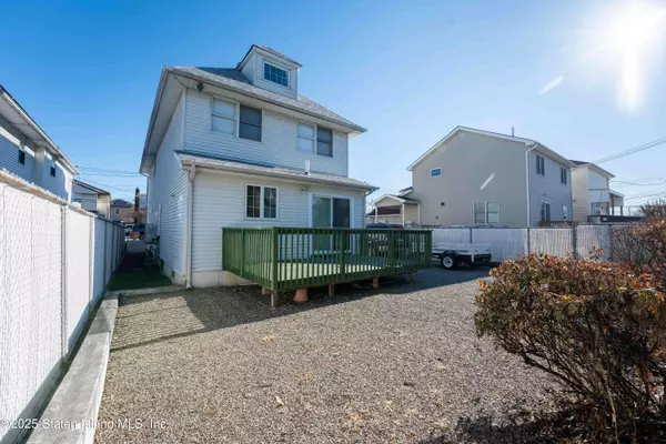 253 Weed AVE, Staten Island, NY 10306