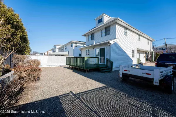 253 Weed AVE, Staten Island, NY 10306