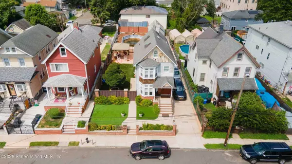 106 Mersereau AVE, Staten Island, NY 10303