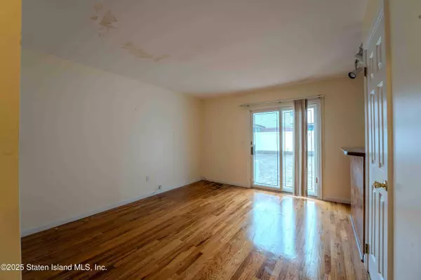 78 Newberry AVE, Staten Island, NY 10304