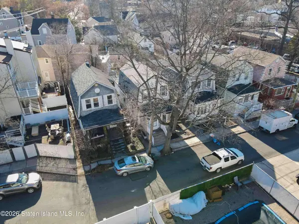 84 Sheridan AVE, Staten Island, NY 10305