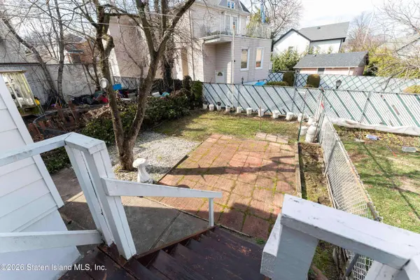 84 Sheridan AVE, Staten Island, NY 10305