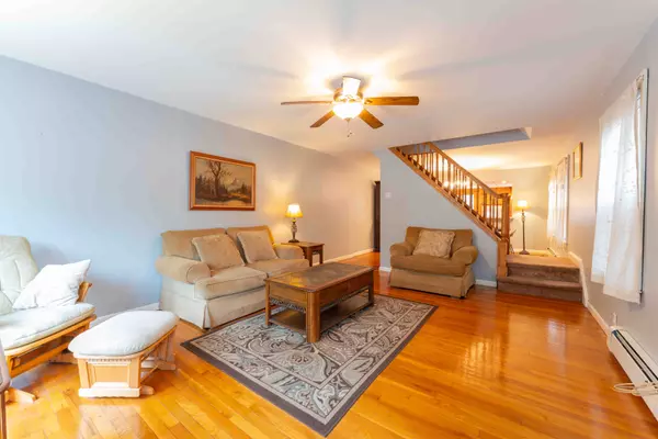 2222 Stuart St, Brooklyn, NY 11229-5812
