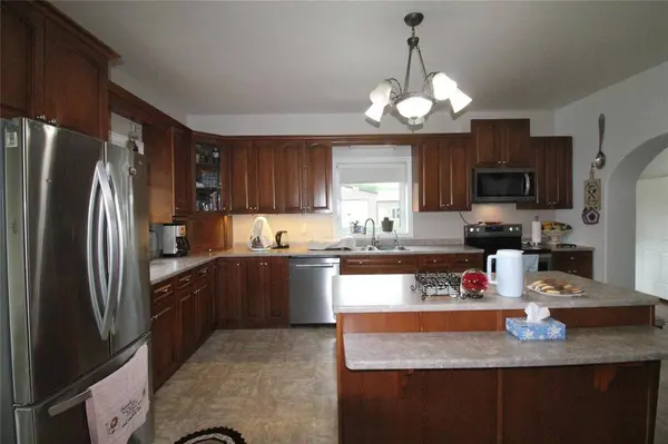 23095 PR 311 RD, New Bothwell, MB R0A 1C0